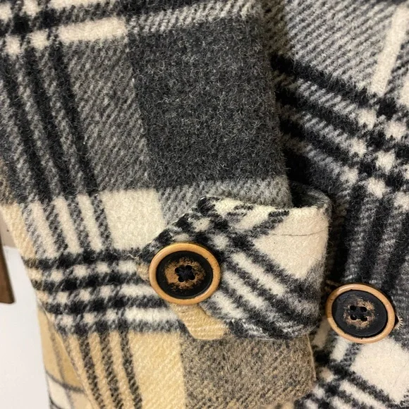Vintage 1970’s Plaid Wool Coat - Picture 6 of 14